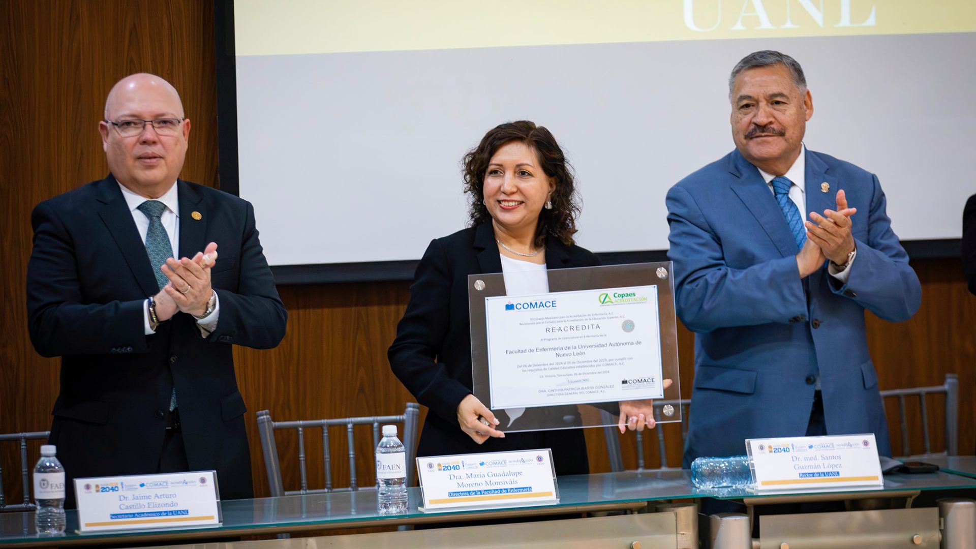 La Licenciatura en Enfermería de la Máxima Casa de Estudios del Estado fue reacreditada nacional e internacionalmente por su calidad, pertinencia y enfoque innovador.